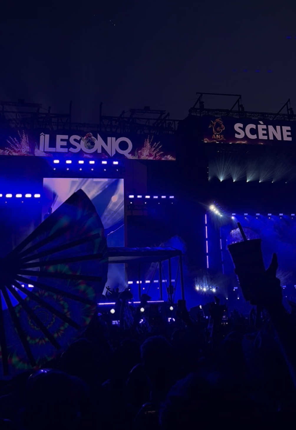 Day 2 was sooooo good #alesso #heroes #tovelo 
