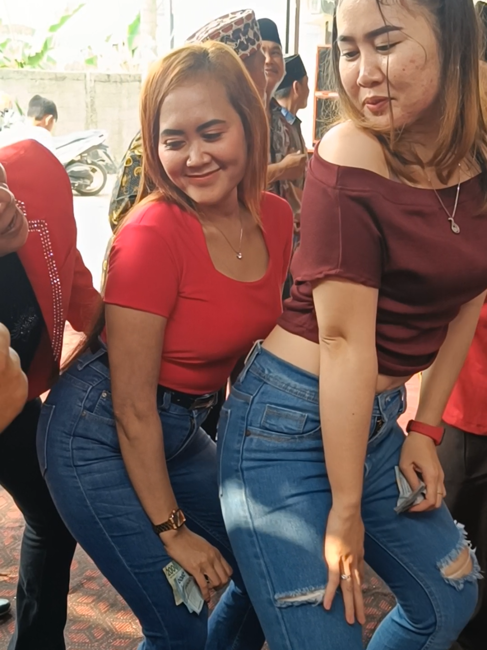 REMIX LAMPUNG HUJAN LEBAT LEBAT TERBARU FYP MUSIK LEPAS TIK TOK DESON MUSIC #Basdobell #lampung #lampungtiktok #lampungpride #remixlampung #remixlampungdurasipanjang #remixlampungterbaru 