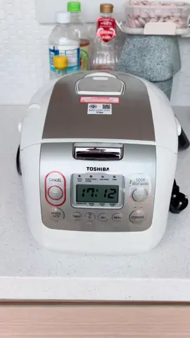 #หม้อหุงข้าวtoshiba 