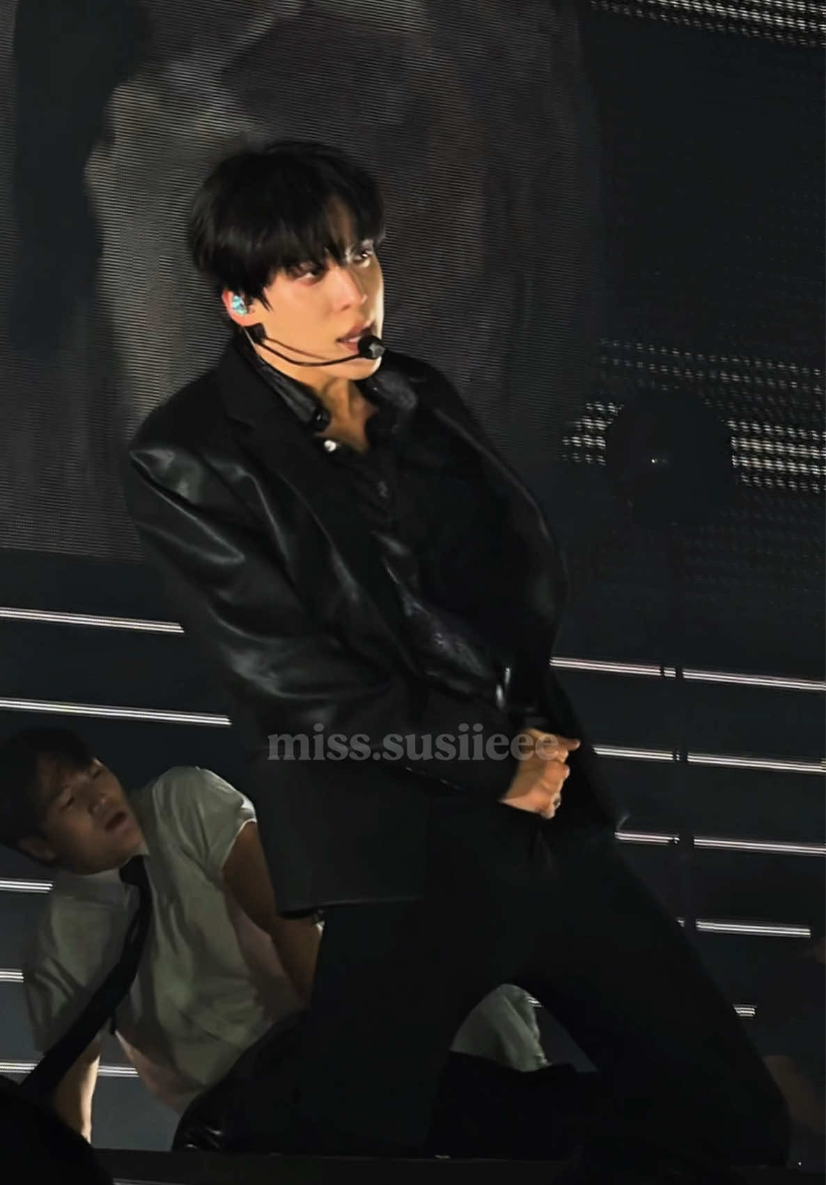 Yunho stans ?! Are you ok?!?! . . #ateez #ateezyunho #yunho #jeongyunho #inyourfantasytour #ateezatiny #atinyfyp 