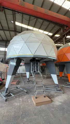 What do you think of this tiny house?#tiny #tinyhome #tinytinymoments #tinyhouse #mobile #mobilehome #mobilehouse #resort #resorts #resortstyle #capsule #capsules #capsulehouse #airbnb #hotel #housetour #RoomTour 