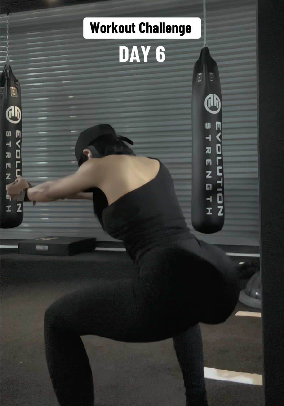 #gymchallenge #squatchallenge #taofitness #gym 