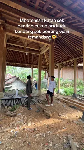 xixixi😁  #sadewok #sadewokeren #fyp #sabar #joglo @Joglo Gunungkidul 