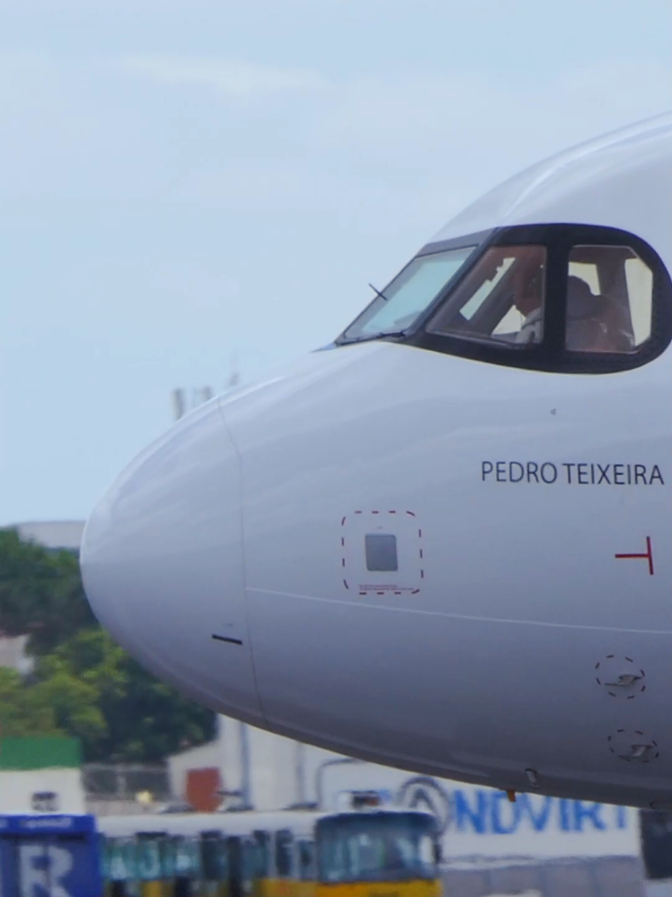 Watching an Airbus A321neo take off to Natal! 🛫🇧🇷 This incredible video captures the power and grace of an Airbus A321neo as it takes to the skies on its way to Natal, Brazil. The roar of the engines and the smooth ascent make for a truly mesmerizing sight. Who else loves the sound of an airplane taking off? #Airbus #A321neo #Natal #Brazil #Takeoff #Aviation #Airplane #Aircraft #Travel #Flight #Airport #PlaneSpotting #AviationLovers #TAPAirPortugal #Sky #TravelGoals 
