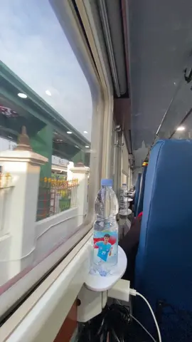 #keretaapiindonesia#jogja #saktenane 