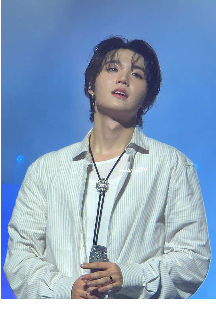 he’s so beautiful #doyoung #doyoungtreasure #kimdoyoung #도영 #treasure #treasure_yg #트레저 #treasuremaker #foruyou #fyp #fyppp 