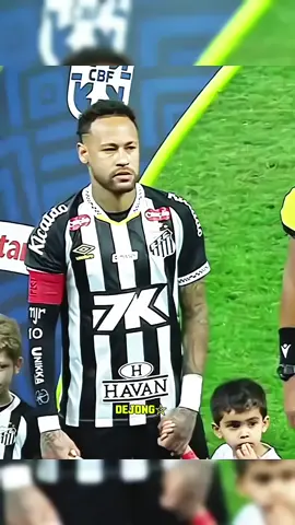 Neymar skills ⚡️🇧🇷🐐 prime santos⚫️⚪️ ..... nneymar#skills #football #santos #viewsproblem #fyp 