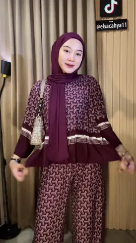 Oot simpel nih🥰😍#fypシ゚ #affiliate #oneset #ootdhijab 