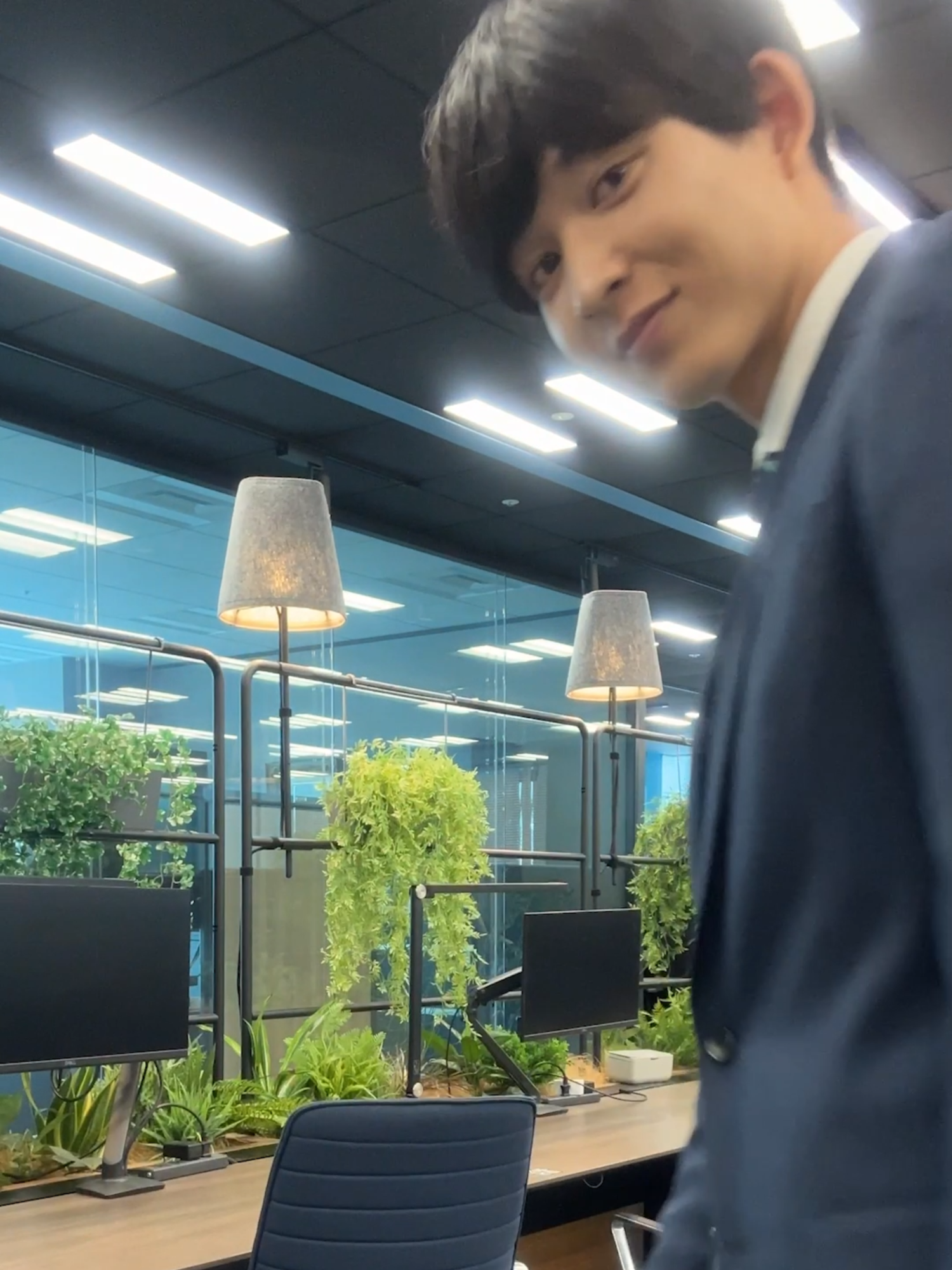 #鈴木仁 さんの衣装チェンジ✨ 優しくて爽やかな営業マン👔   #STUDIOsauce #ショートドラマ