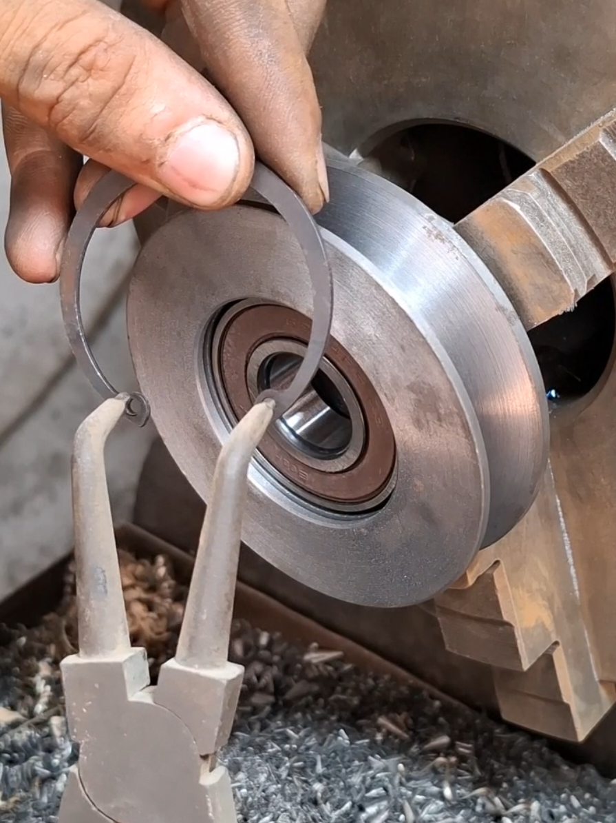 pulley turning and cleaning on lathe #lathe #mechanical #engineering #trending #foryou #viral #tools 
