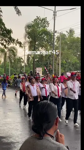 rumput tetangga memang lebihh asikk😅☺️ #17agustus #lomba17agustus 