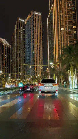 qayamat qayamat 🤗 #dubai #dubailifestyle #uae #nice #driving #viralreels #viralvideo‏ ‏#travelphotography #trendingreels #travel‏ ‏#foryoupage #foryouoage #fyp #instareels #india  #mumbai#dubai🇦🇪 #dubailifestyle #dubai❤️ #réel #insta #pakistan#Dubai.official_1