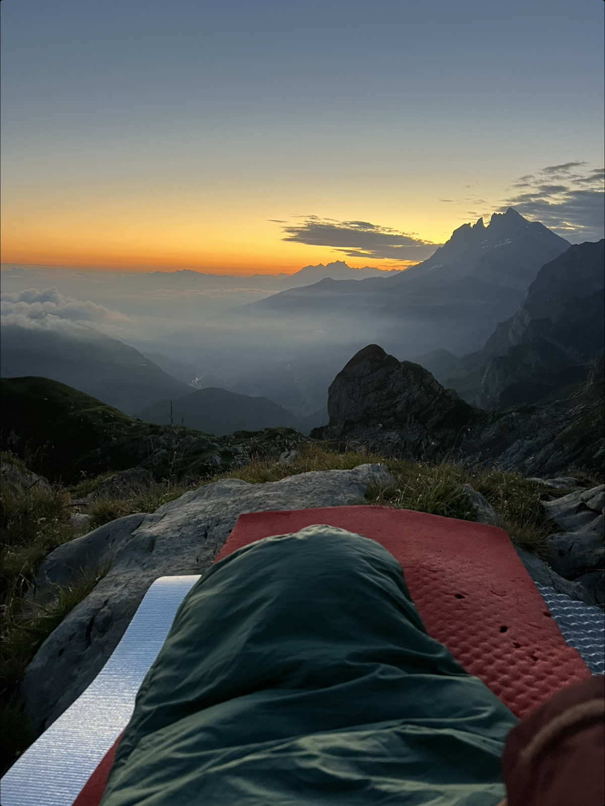 sunrise at 3000m >>> #Hiking #hikingadventures #camping #wildcamping #Outdoors #mountain #mountains #alps #montblanc 