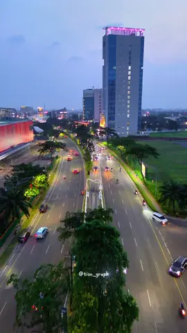 Selamat malam bekasi 😍 . . #summareconmallbekasi #summareconbekasi #dronevideo 