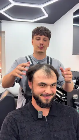 alors il est mieux comme ça ? 💈🔥 donne moi ton avis en commentaire et abonne toi ⬇️🙏 #barber #coupehomme #coupedecheveux #hairtransformation #eclipsefade  @mta. 