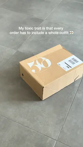 Ich kann damit nicht alleine sein.. 😩  #zarahaul #zaranewin #zarasale #fyp #fashiontiktok #fashioninspo #summerhaul #outfitinspo #fashionhaul 
