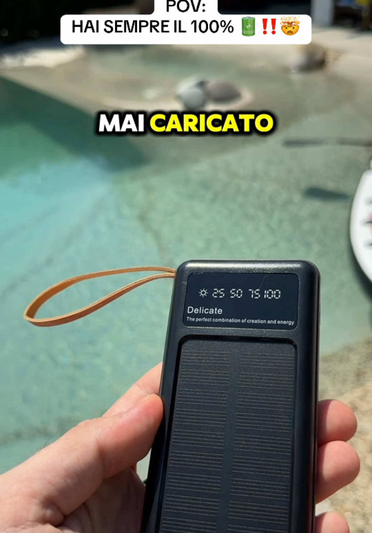 IN VACANZA BATTERIA SEMPRE AL 100% ☀️🔋 #tiktokshopitalia #estate #tech #piscina