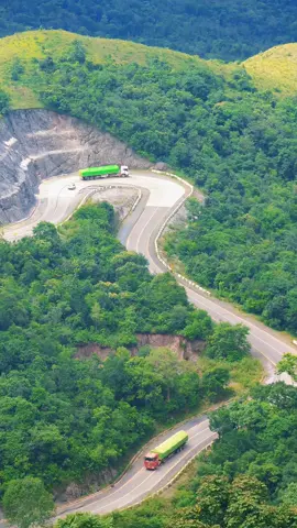 ရွာငံလမ်းဟာ လှလည်းလှသလို မာယာလည်းများပါတယ်ဗျ  #foryou #trend #viral #fyppppppppppppppppppppppp #myanmartiktok🇲🇲🇲🇲 #ရွာငံသား 