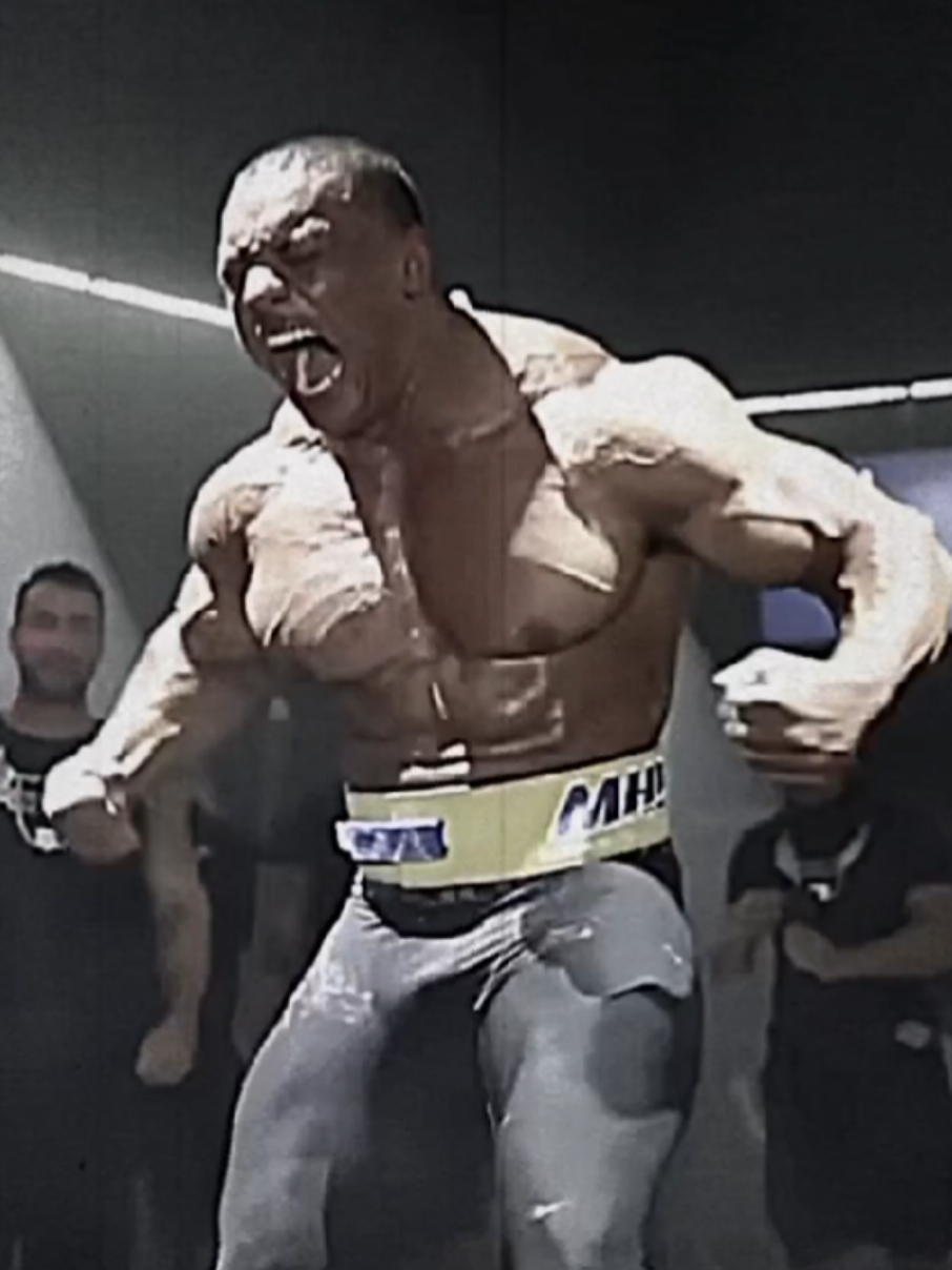 Anabolic • @PRLIFESTYLE #larrywheels #gym #powerlifting #GymTok #gymedit #power #GymLife #gymrat #fyp 