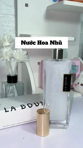 Nước hoa nhũ lấp lánh quá nè, mua 3 chai thì cá hời lắm nhaaa.#laboum #nuochoa #nuochoanhu #mitriviu #kimlai596 