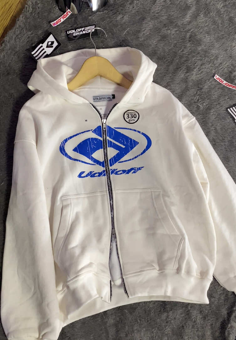 New artickel lagi nih 330GSM🤩#fyp #fypシ #hoodiekeren #hoodiekece #hoodieboxy #hoodiezipper #hoodiecowok #hoodiemurah #foryoupage 