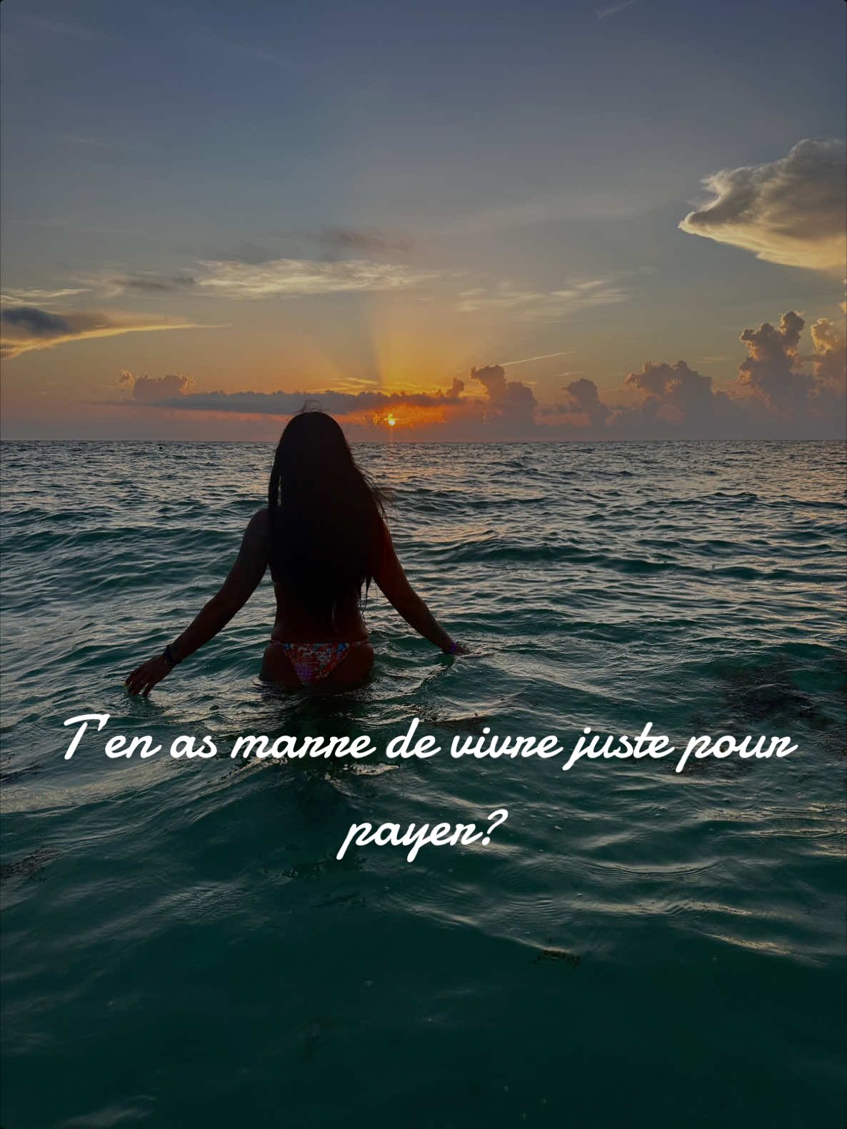 T’en as marre de vivre juste pour payer tes factures?  DM « info » et je te montre comment j’ai fait moi ❤️ #business #online #money #extramoney 