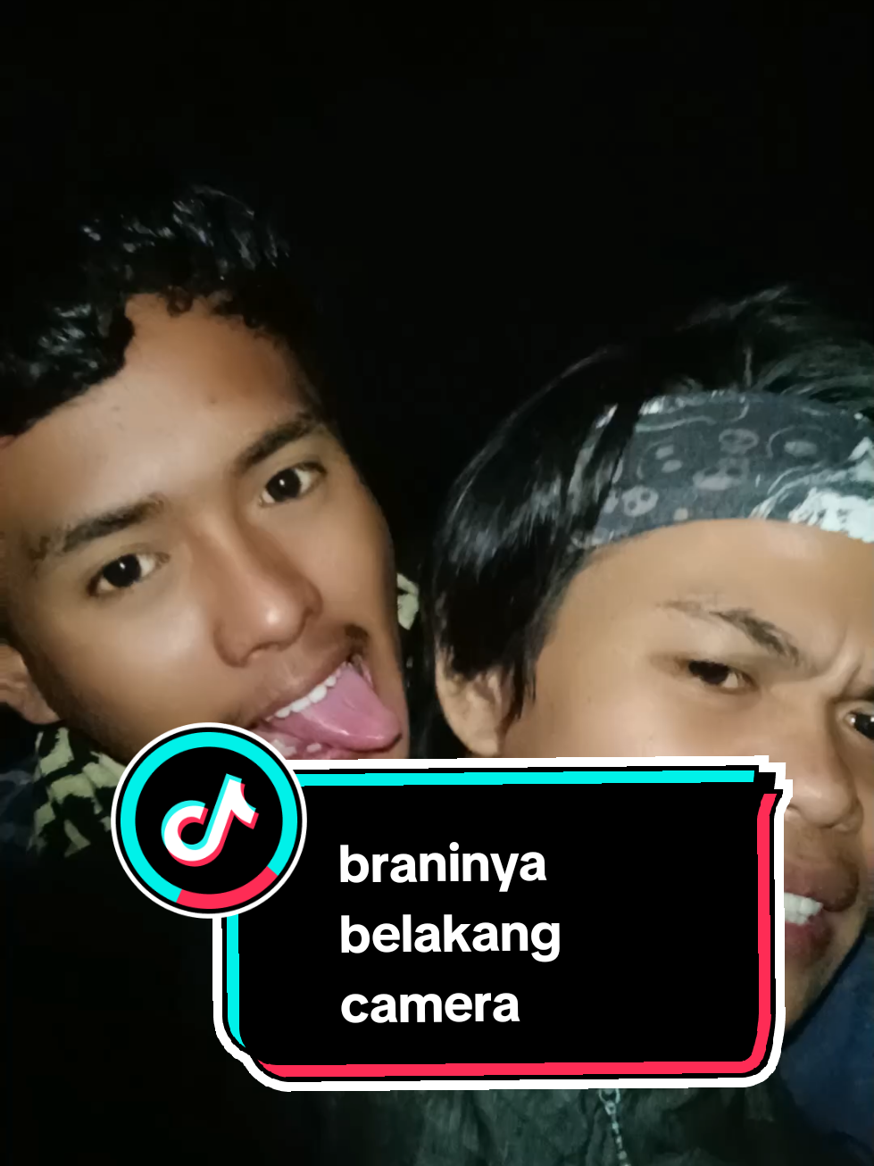 punya temen braninya cuman di belakang camera #temen #camera #beraninyabelakangcamera 
