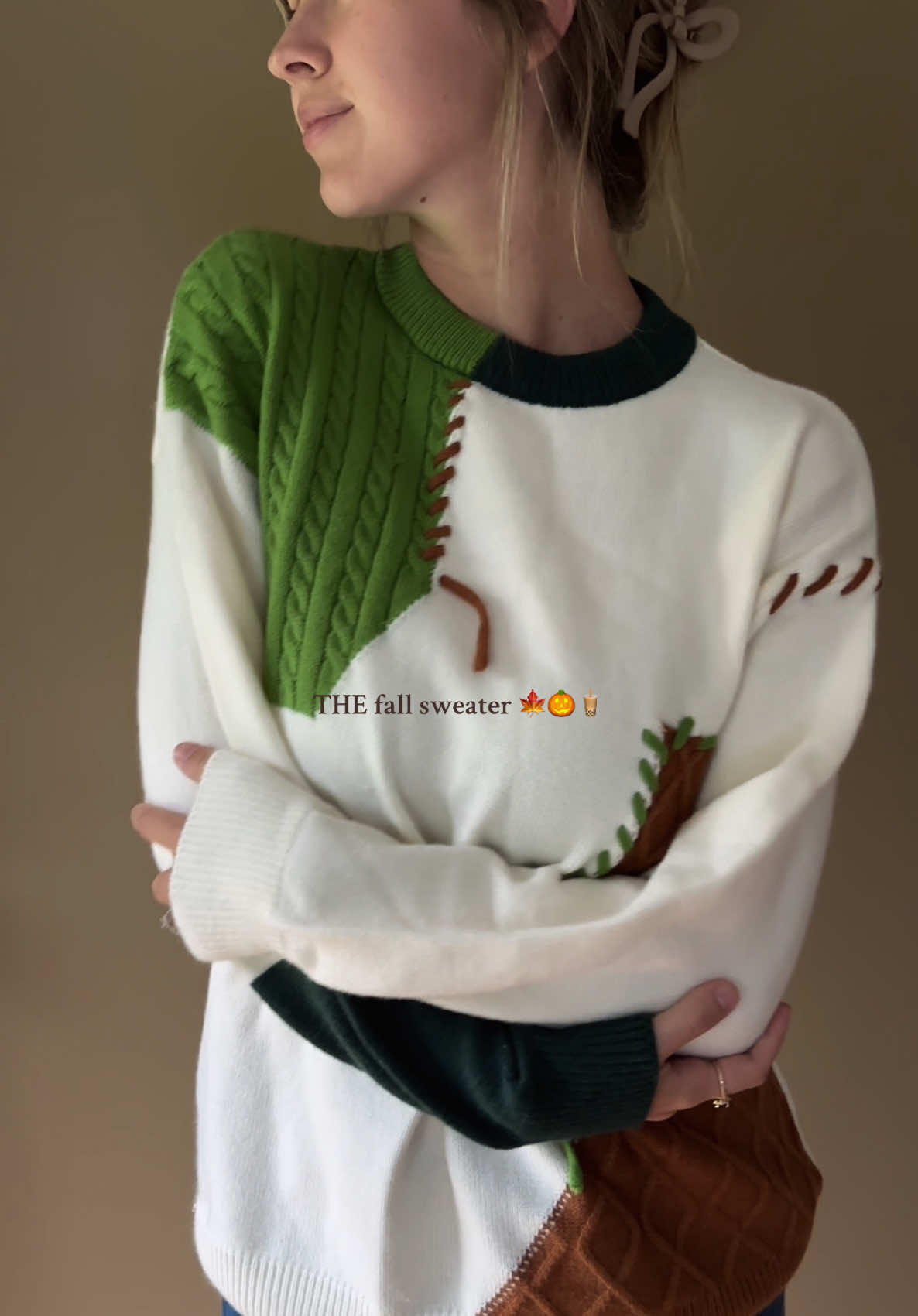OBSESSED! give me all the fall clothes 🥮🍂 #fall #sweater #OOTD #tts 