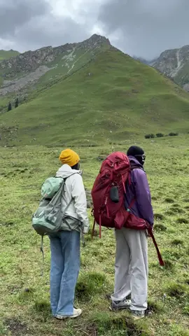 🥷🥷🥷  #trekking #xuhuongtiktok #viral #outfitoftheday #heetrung #camel #aokhoacgio #kínhmắt #foryou #phốidonam #OOTD 