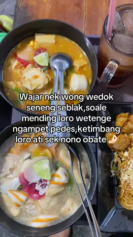 Pye kiro2 bener apa ora#seblak #seblakprasmanan #seblakborobudur #fyp #mieviral 