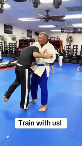 #selfdefense #kravmaga #combat 