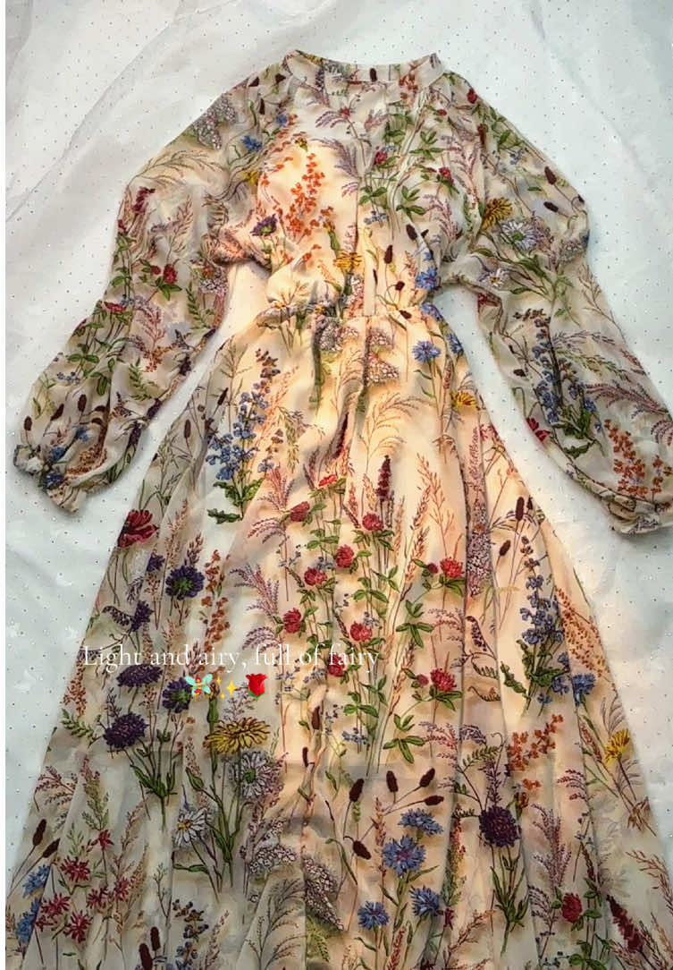 🌸💕✨🩷 this dress will make you exude charm and be the brightest sight #spotlightfinds #dealsforyoudays #dress #flowers #wlh 