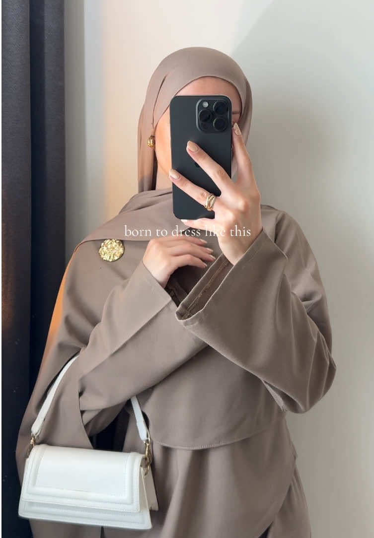 modest outfits 🔝 #OOTD #outfitinspo #outfitideas #hijabi #hijabstyle #modestfashion #hijabitiktok #modestoutfits #HijabFashion #hijabtutorial 