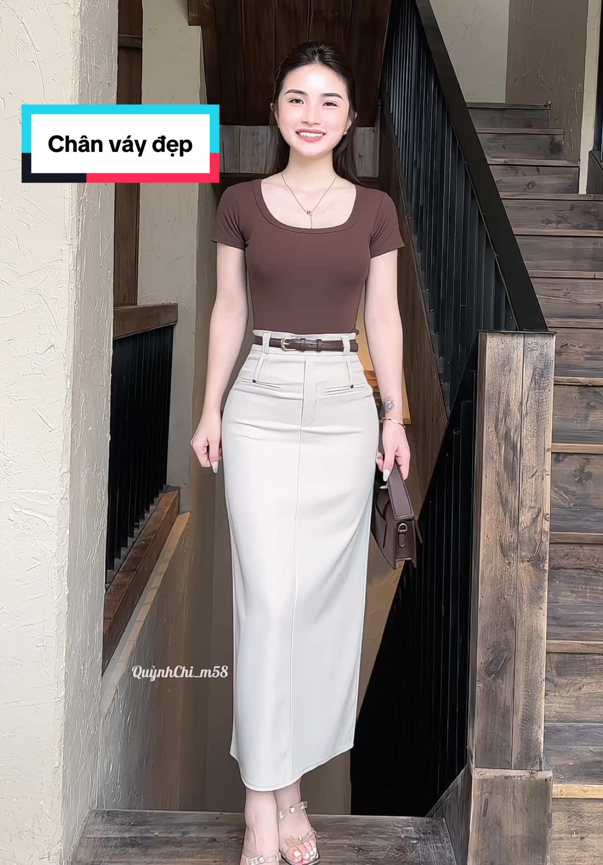 Chân váy dài cạp cao tôn dáng , dễ mặc che khuyết điểm tốt #chanvaydai #chanvaycongso #chanvaybutchi #chanvaycapcao #phoidodep 