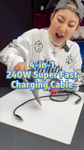 From phone to laptop—charge anything, anywhere. #magicjohn #tiktokmademebuyit #chargingeasy #fastcharge #musthave #techlife #usb