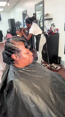 #sidepart #sideparthairstyles #waves #waveshair #pixie #pixiecut #shorthairstyles #cutehairstyles #phillyhairstylist #merakihairloft💜 #shorthair #curls#fingerwaves #fingerwave 