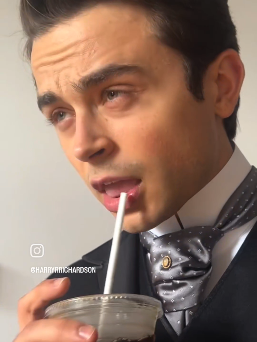 a few BTS scenes from The Gilded Age via Harry Richardson's and Gilded Age Instagram  #perioddrama #newport #larian #julianfellowes #bertharussell #thegildedagehbo #gildedage #hbo #clocktwink #georgerussell 