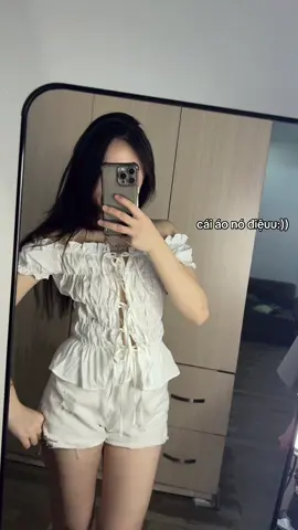 xinh lắm nhaaa#xuhuong #review #thoitrangtrend #aoxinh 