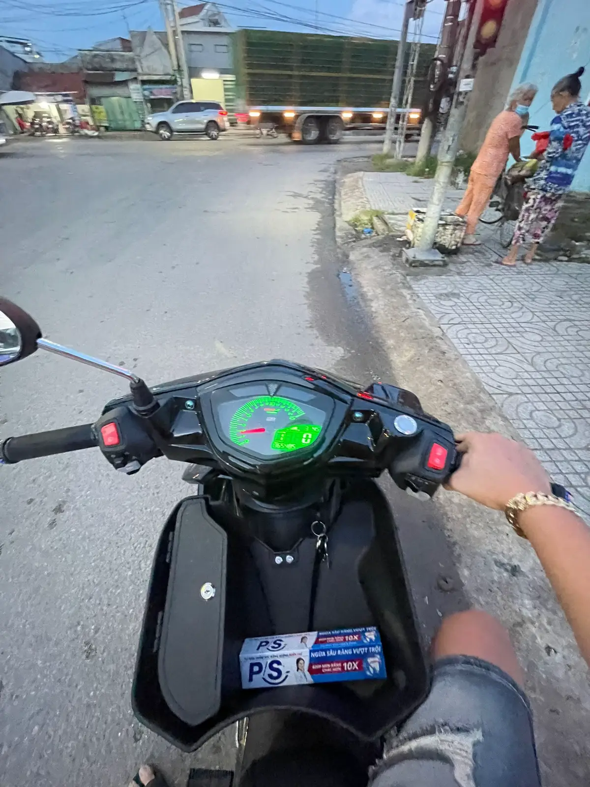 ex nhỏ dúng đời máy zin chưa rớt giá chỉ 5tr