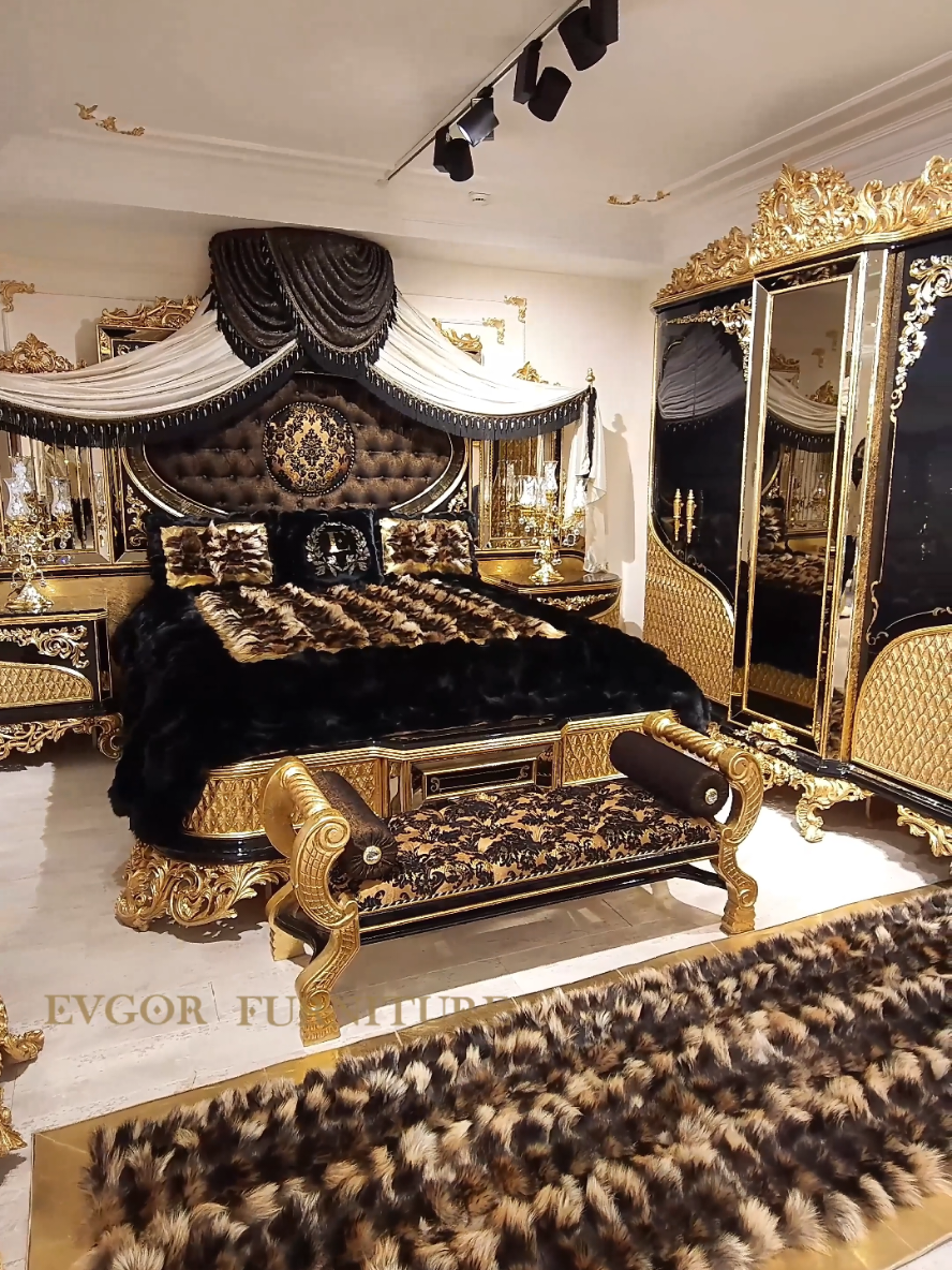 Hazar Black Classic Collection ⚜️ 🇬🇧 WhatsApp English: +90 (552) 760 9495 🇹🇷 WhatsApp Turkish: +90 (555) 162 6666 🇸🇦 WhatsApp Arabic: +90 (554) 385 9090 🇫🇷 WhatsApp French: +90 (552) 518 6060 🇷🇺 WhatsApp Russian: +90 (553) 735 4455 ☎️ +90 (216) 474 7777 🌐 evgorluxury.com Eşsiz Klasik Mobilya Koleksiyonunda bulunan Koltuk Takımı, Yatak Odası, Yemek Odası ve TV Ünitesi gibi göz alıcı takımlarıyla evinizi klasik bir atmosfere dönüştürün. Ayrıca, Klasik Yatak Odası parçaları arasında bulunan Varaklı Yatak Başlığı ve Klasik Şifonyer ile yaşam alanınıza zarafet katın. Turn your home into a classic atmosphere with eye-catching sets such as Sofa Set, Bedroom, Dining Room and TV Unit in the Unique Classic Furniture Collection. Also, add elegance to your living space with the Foil Headboard and Classic Dresser, which are among the Classic Bedroom pieces. Transformez votre maison en une atmosphère classique avec les ensembles remarquables de la collection de meubles classiques uniques, tels que le salon, la chambre à coucher, la salle à manger et l'unité TV. De plus, ajoutez de l'élégance à votre espace de vie avec la tête de lit dorée et la commode classique parmi les pièces de la collection de chambres classiques. قم بتحويل منزلك إلى جو كلاسيكي رائع باستخدام التشكيلات الجذابة من مجموعة الأثاث الكلاسيكي الفريدة، مثل طقم الجلوس وغرفة النوم وغرفة الطعام ووحدة التلفزيون. بالإضافة إلى ذلك، أضف لمسة أنيقة  لمحيطك التي تعيش فيه باستخدام رأس السرير المغطى بالورق المذهب والكومود الكلاسيكي من بين قطع مجموعة الغرف الكلاسيكية. Создайте в своем доме классическую атмосферу с привлекательными наборами классической мебели, а именно мягкой мебели, спального гарнитура и  столовой. Кроме того, добавьте элегантности в свою спальную комнату с помощью классического изголовья и макияжного столика из сусального золота. #evgörmobilya #furniture #klasikmobilya #klasikyatakodası #klasikyemekodası #klasikkoltuktakımı #yatakodası #yatak #yemekodası #koltuk #classicfurniture #bedroom #bedroomdesign #diningtable #diningroom #sofa #couch
