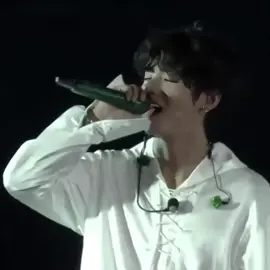 Taehyung’s voice feels like warm honey on a cold day 🌸🫶🏻🦋 - - - - #kimtaehyung #viewsproblem #foryoupage #trending #foryouuuuuuuuuuu #viralllllllll #viral_this_video #unfreezemyaccount💫♥️ #please_TikTok_dont_underreview_my_video #tiktoktrending 