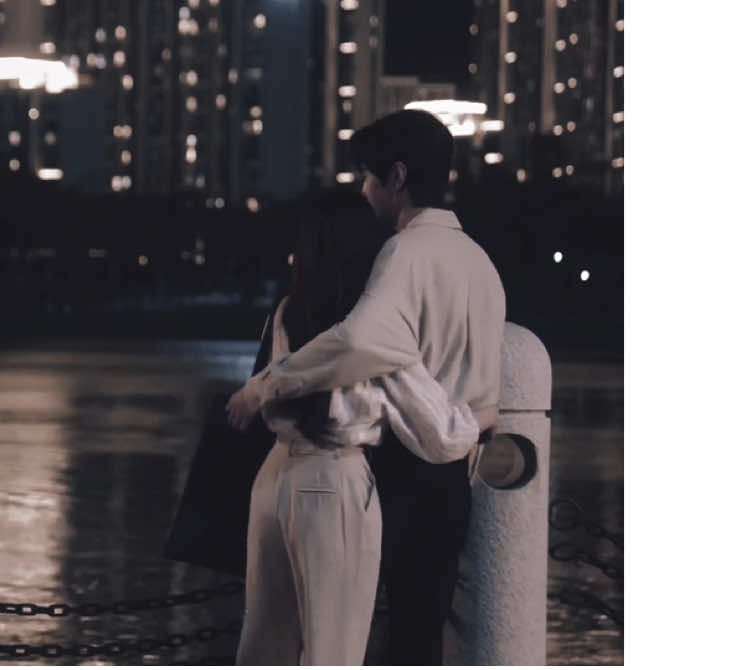 #hiddenlove | i love how the story of this drama manages to be beautiful from beginning to end. scp: xkdramaspacks  #hiddenlovecdrama #cdrama #foryoupage #china #foryou #zhi #duanjiaxu #zhaolusi #sangzhi #chenzheyuan #fy #viral #edit #explore #drama 