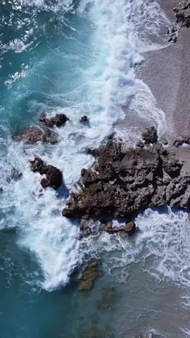The view I’ll never forget from this vacation 😍 #dhermi #urlaub #foryou #summertime #albania🇦🇱 #vlore #palase #dji #drohne #viral 