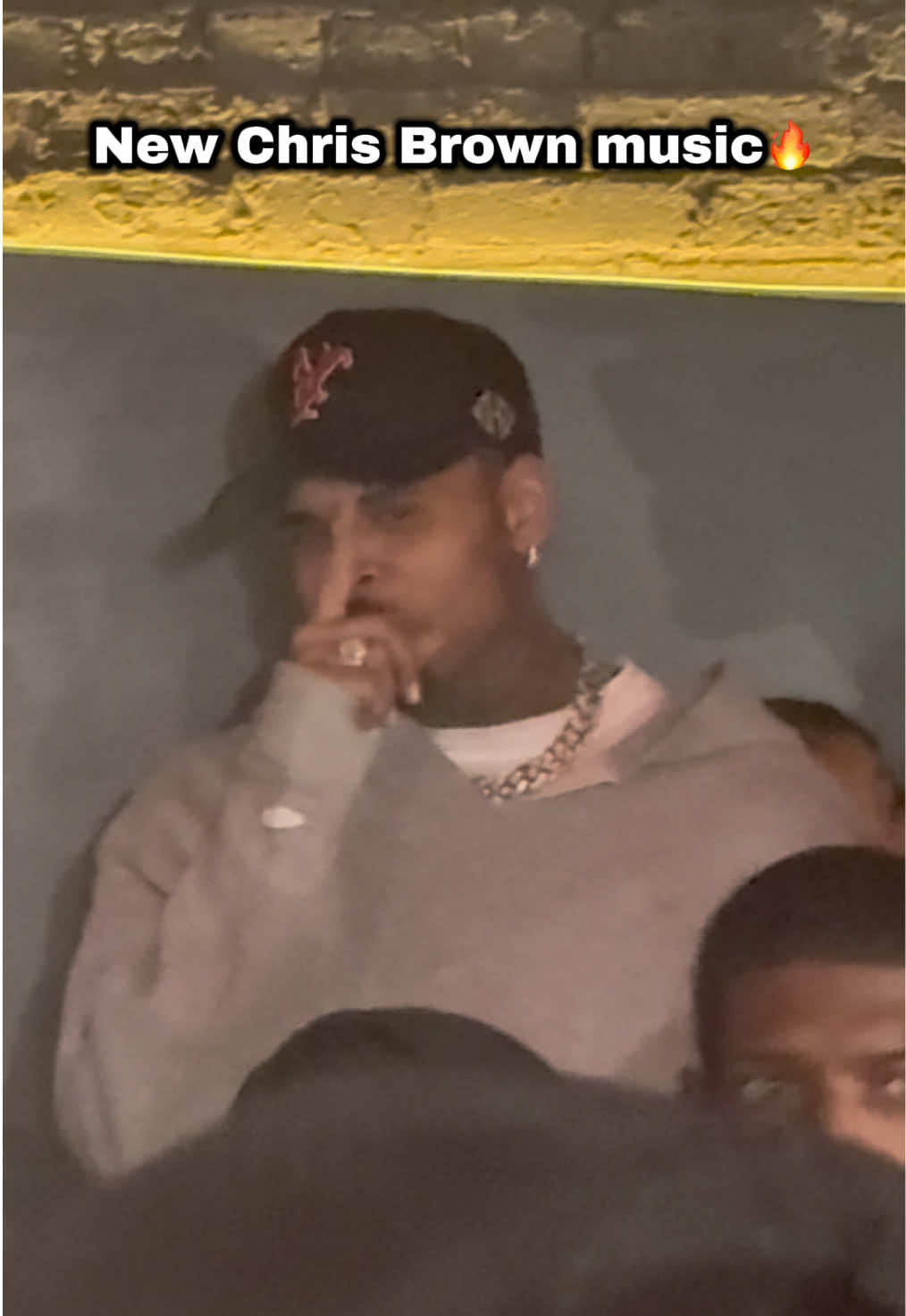 Chris Brown needs to drop ASAP🔊🔥😮‍💨 - - - #chrisbrown #chrisbrownofficialupdates #concert #live #breezy #teambreezy #popular                       