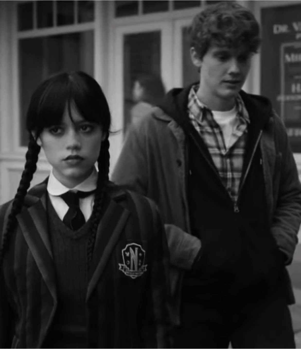 يمكن بنسى حالي.. #wednesday #wednesdayaddams #وينزداي_آدامز #جينا_اورتيجا #viral #foryou #fyp 