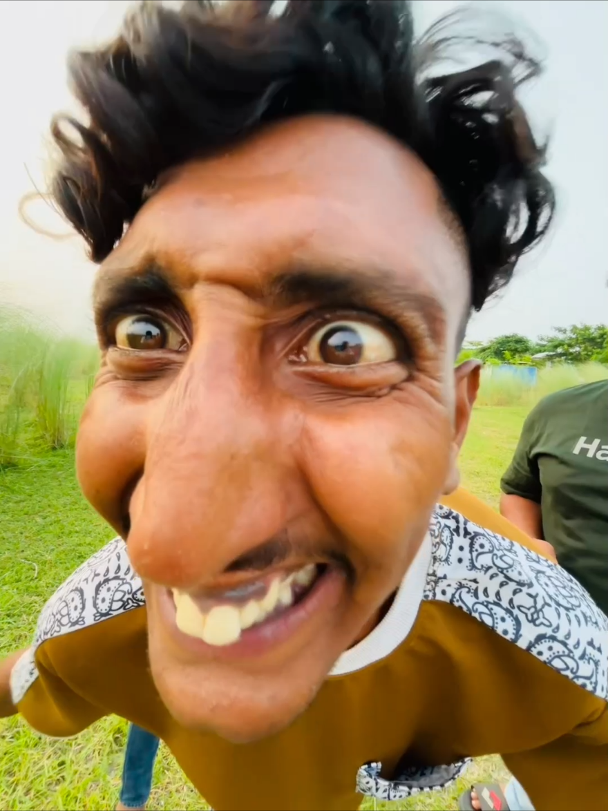 সিরাজগঞ্জের লম্বু মাস্তানের সাথে ডান্স 🤣🤣#funny #funnyvideos #arnob_khan_official @TikTok Bangladesh @TikTok #trending 