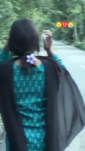 যখন সব থেকে বিশ্বাসি মানুষ নিজের বিশ্বাস ভাঙবে তখন কষ্ট তো হবেই 😅💔 #sad #prettygirls 