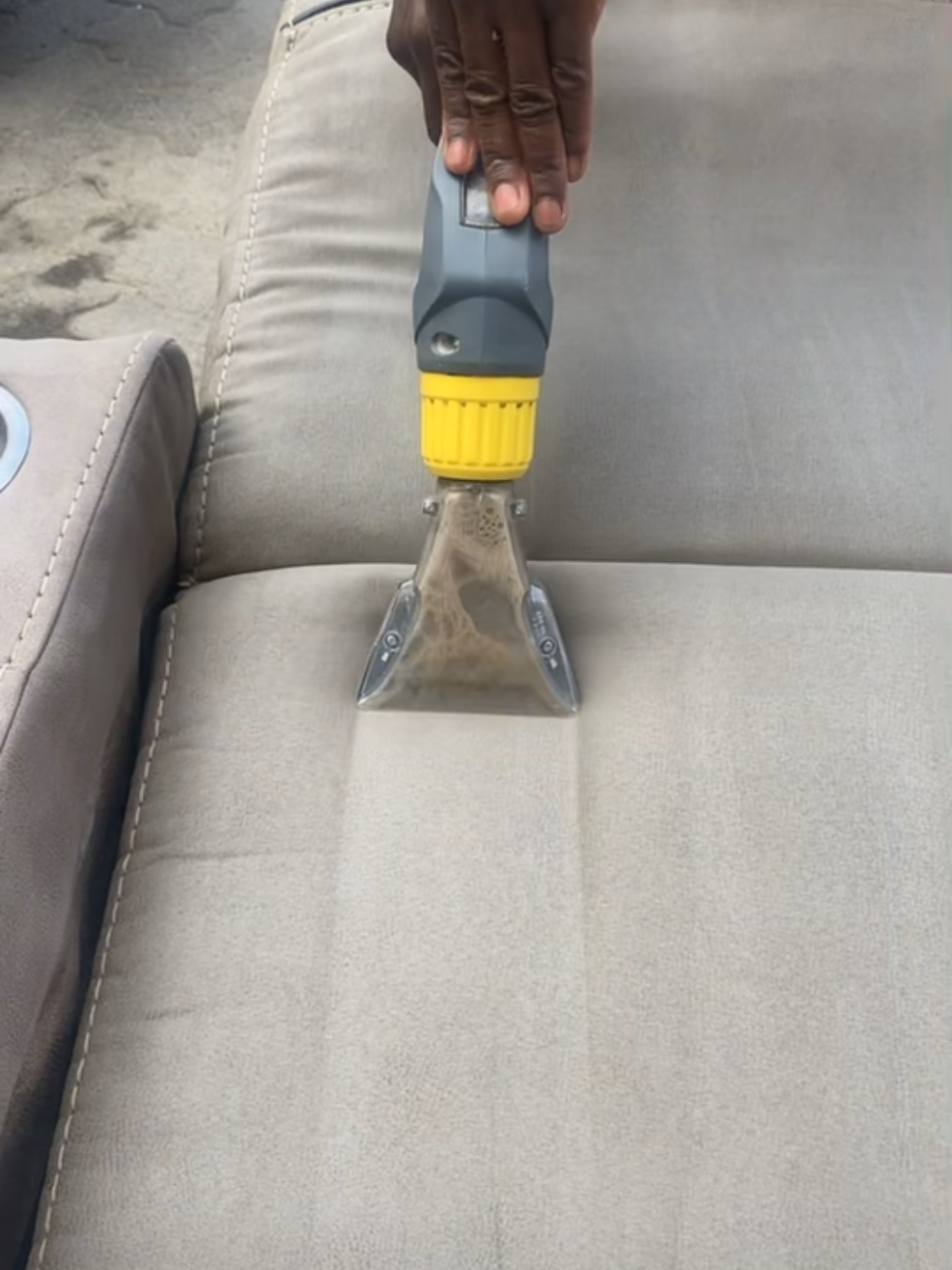 Quality Service is what we promise our clients. Call us today at 0795118637 to get your sofas professionally deep cleaned by us.#cleaning #sofacleaningnairobi #carpet #cleaningservice #sofacleaning #sofacleaning ##sofacleaningservicesnairobi #carpetcleaning #carpetcleaningservices #cleaningtiktok #vacuum #carpetnairobi 