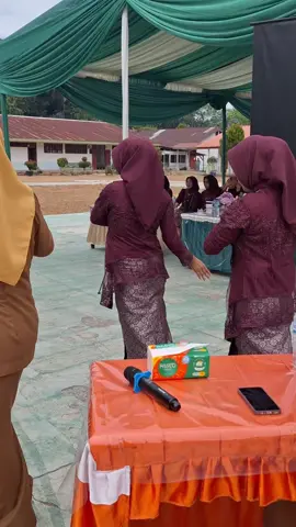 TARIAN SISWI SMAN 1 PADANG BOLAK JULU #sman1padangbolakjulu #fypsma #dinaspendidikansumut #tortorbatak #tari 