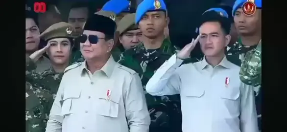 Raider kostrad#defile #batujajar#prabowosubianto #tnikeren😎 #tniindonesia🇮🇩 